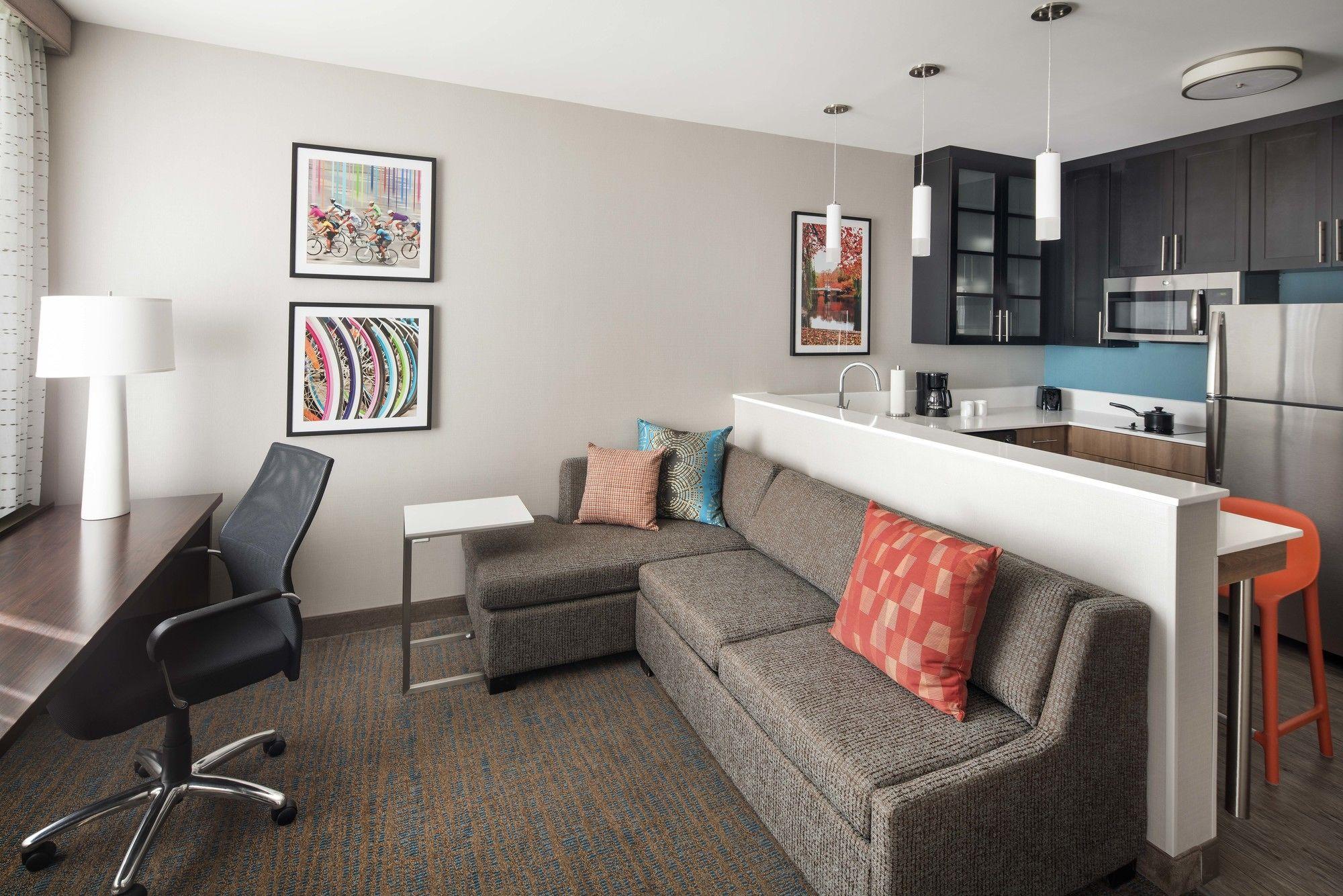 Residence Inn By Marriott Boston Watertown Bagian luar foto