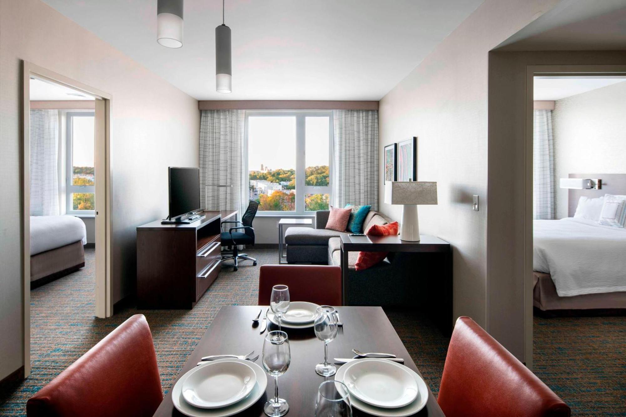 Residence Inn By Marriott Boston Watertown Bagian luar foto