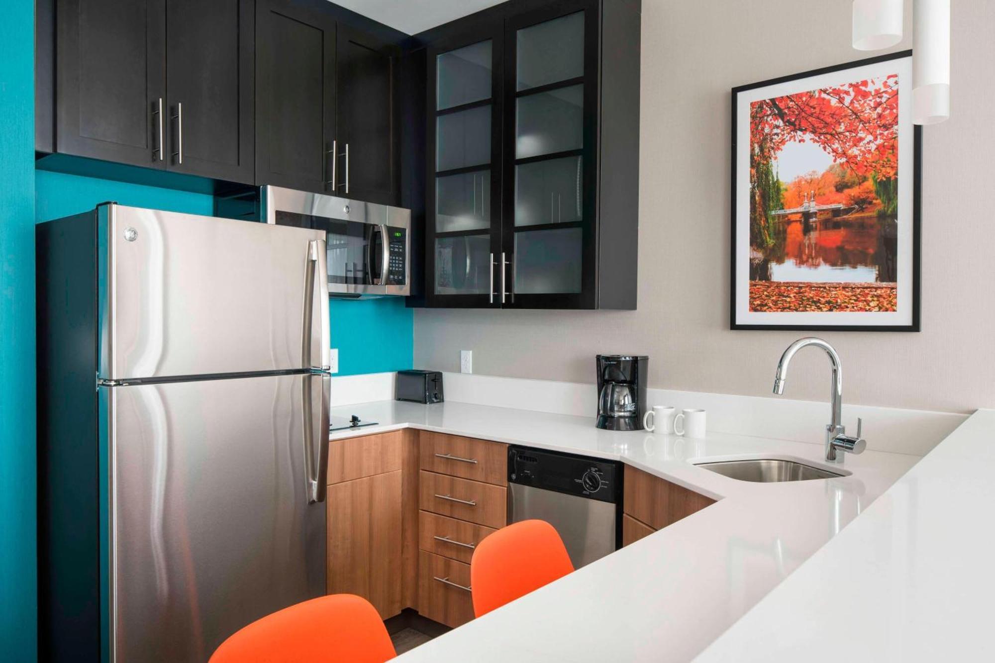 Residence Inn By Marriott Boston Watertown Bagian luar foto