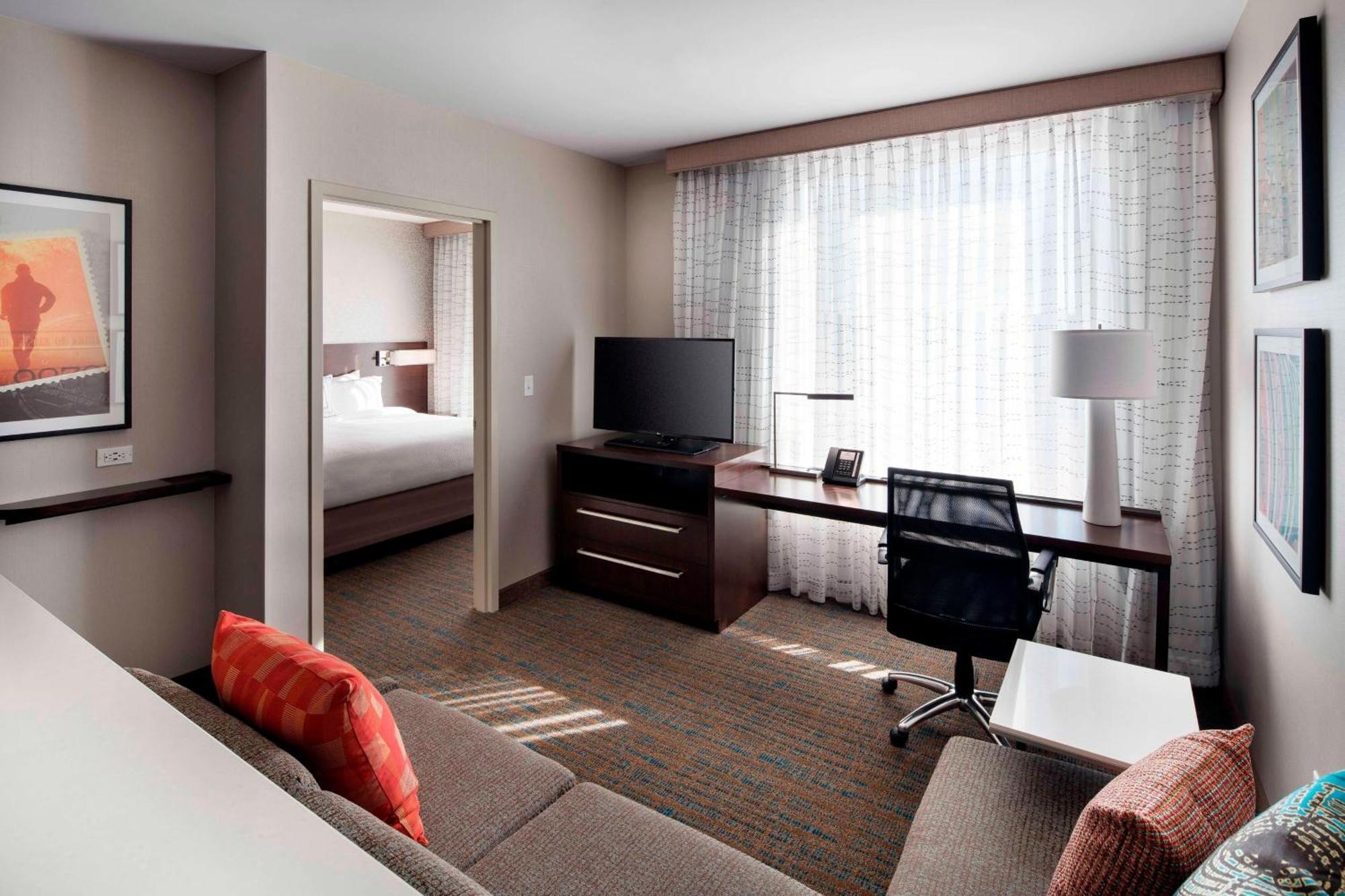 Residence Inn By Marriott Boston Watertown Bagian luar foto