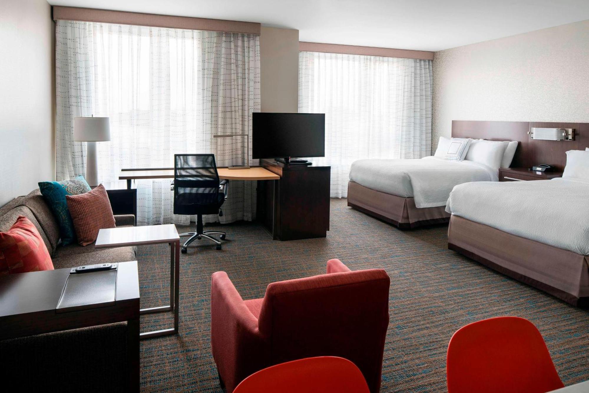 Residence Inn By Marriott Boston Watertown Bagian luar foto