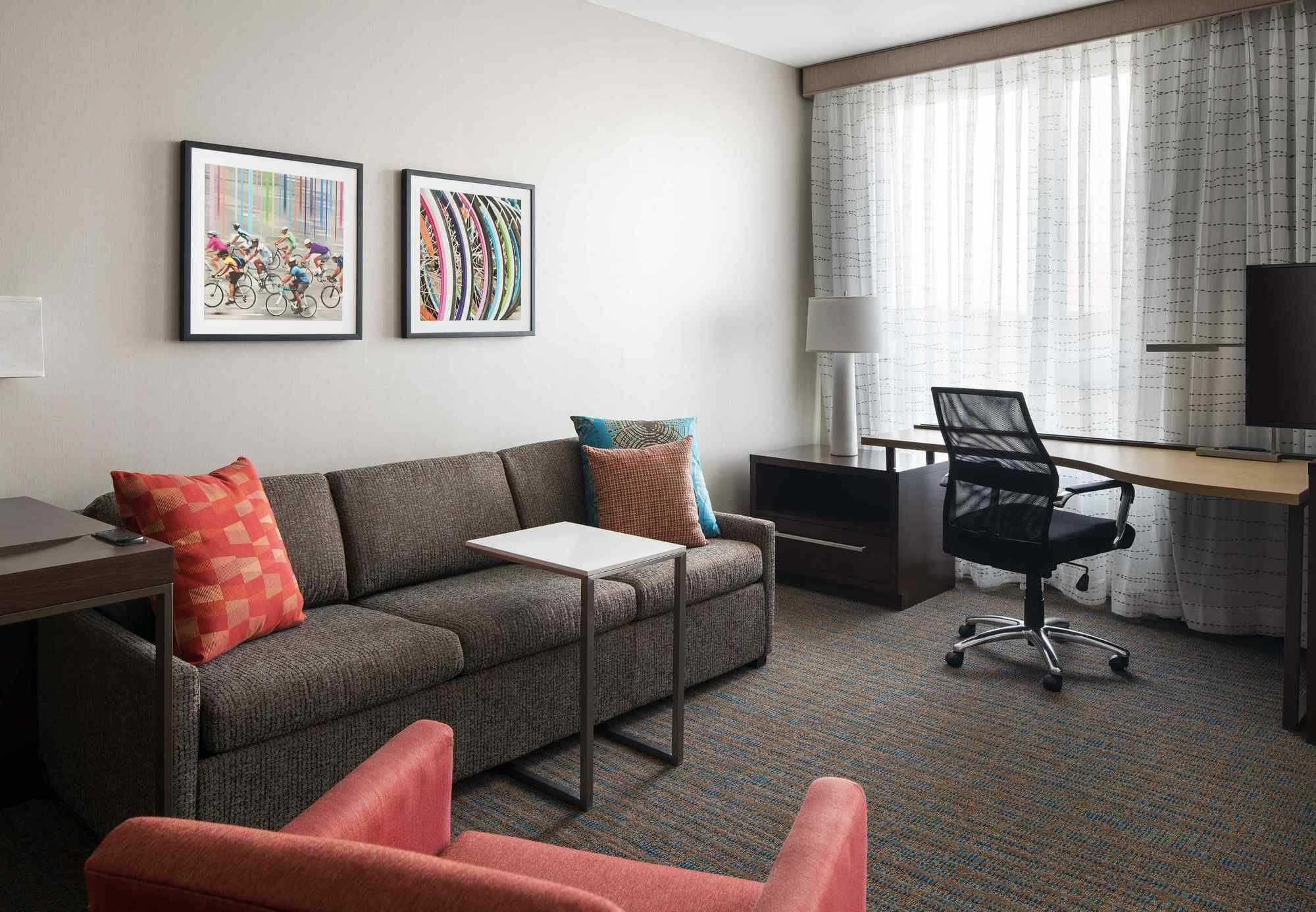 Residence Inn By Marriott Boston Watertown Bagian luar foto